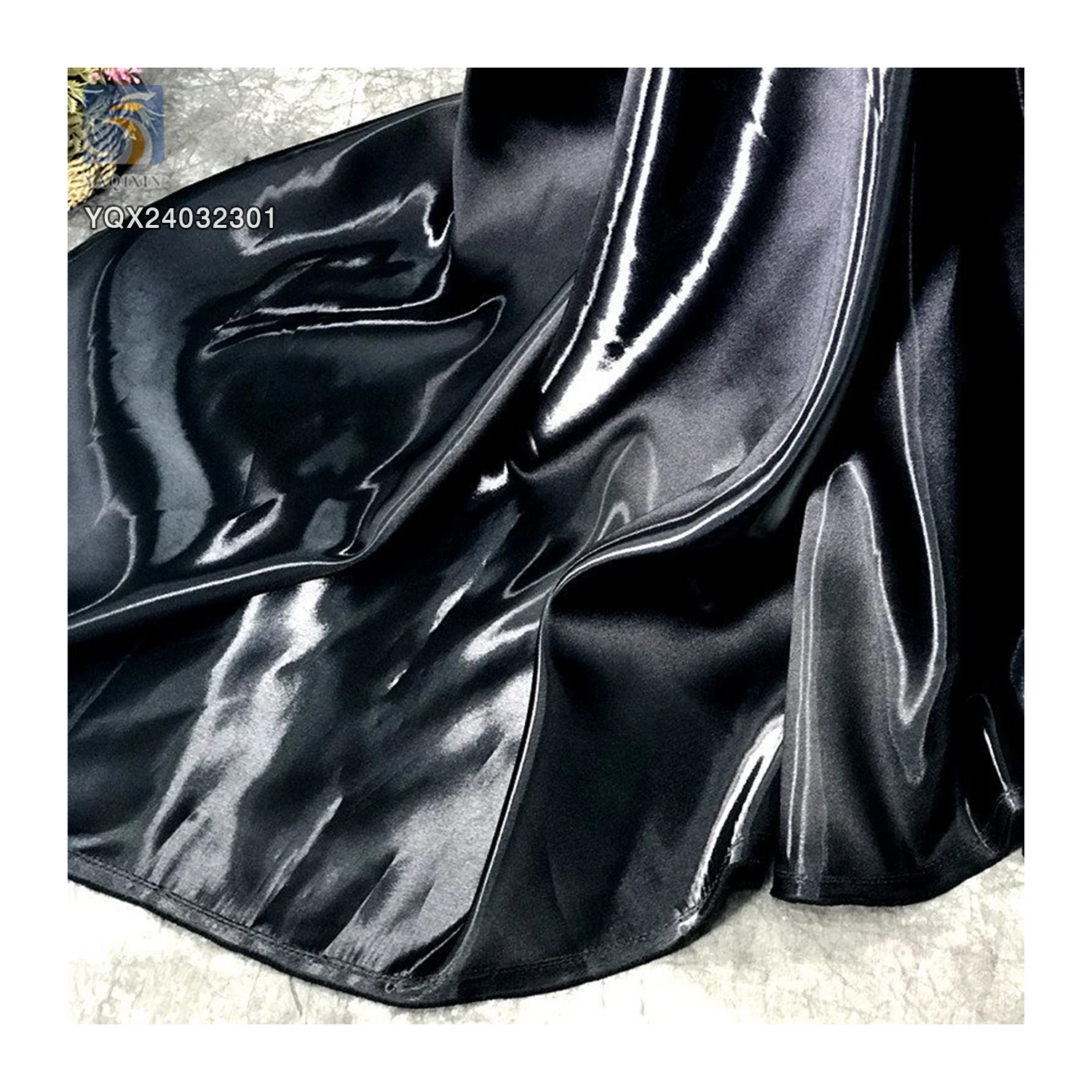 Metallic Reflective Silky 150gsm 100% Polyester High Water Glossy Liquid Black Satin Fabric Shiny Satin Organza Fabric - 图片 4