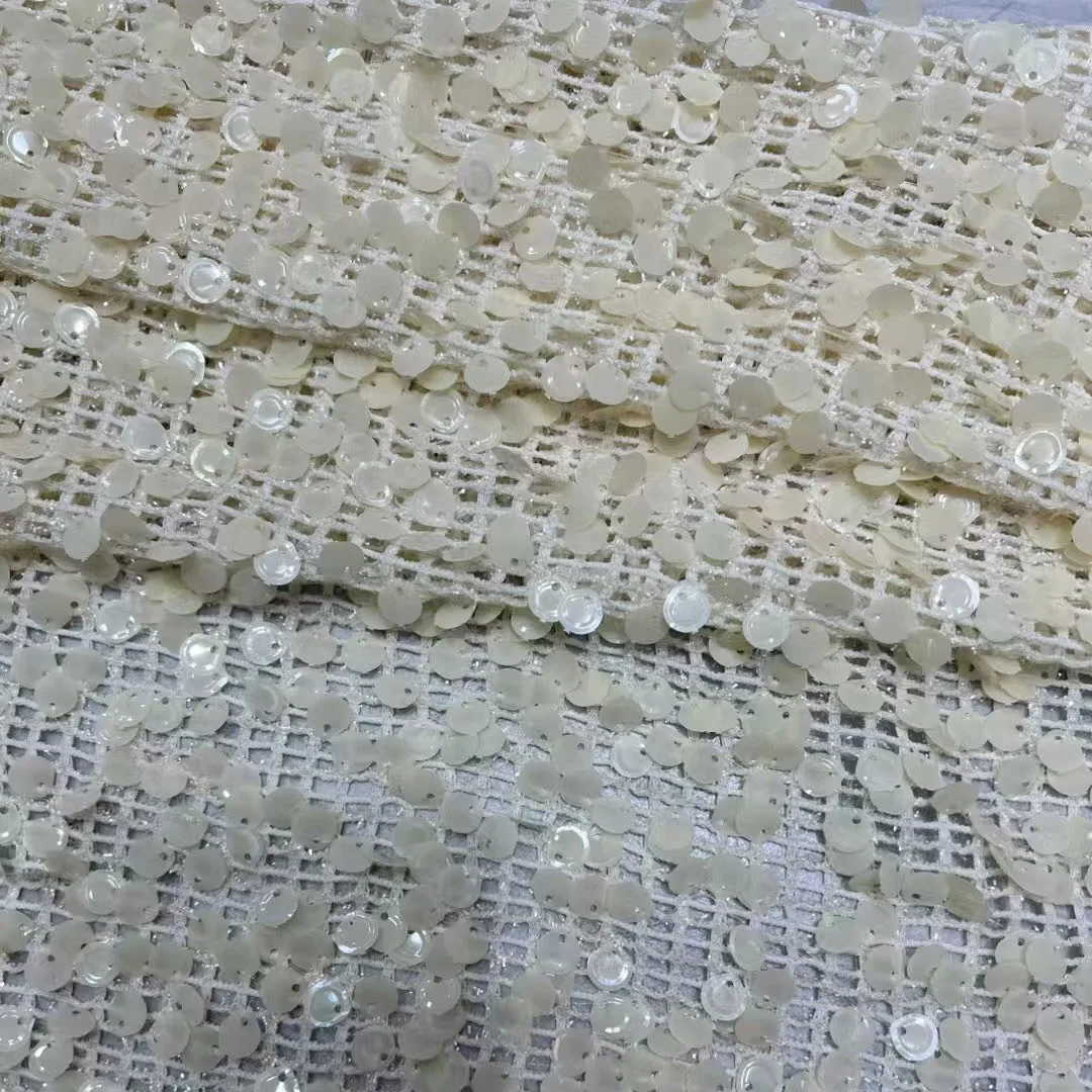 YX789 Custom Stretch Golden Sequin Embroidered Fabric Mesh Metallic Dot Knitting Sequin Stretch Fabric for Dresses - 图片 6