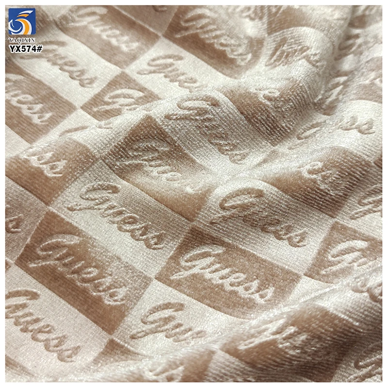 YX580 Custom Letter Pattern 3D Jacquard Embossed Velvet Fabric Checkered Plaid Polyester Stretch Velvet Fabric - 图片 5