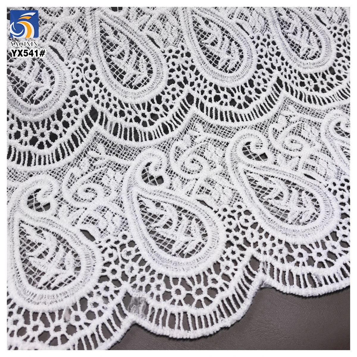 YX541 White Lace Polyester Embroidery Fabric Milk Silk Laser Embroidery White Fabric for Fashion Dresses - 图片 4