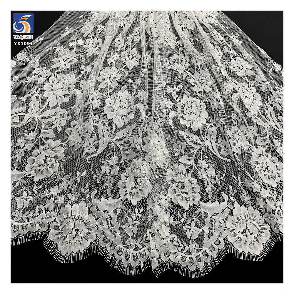 YX1091 High Quality White Lace Fabric 15 Yards Technology Heavyweight White Pearls Embroidered Flowers Eyelash Lace Fabrics - 图片 2