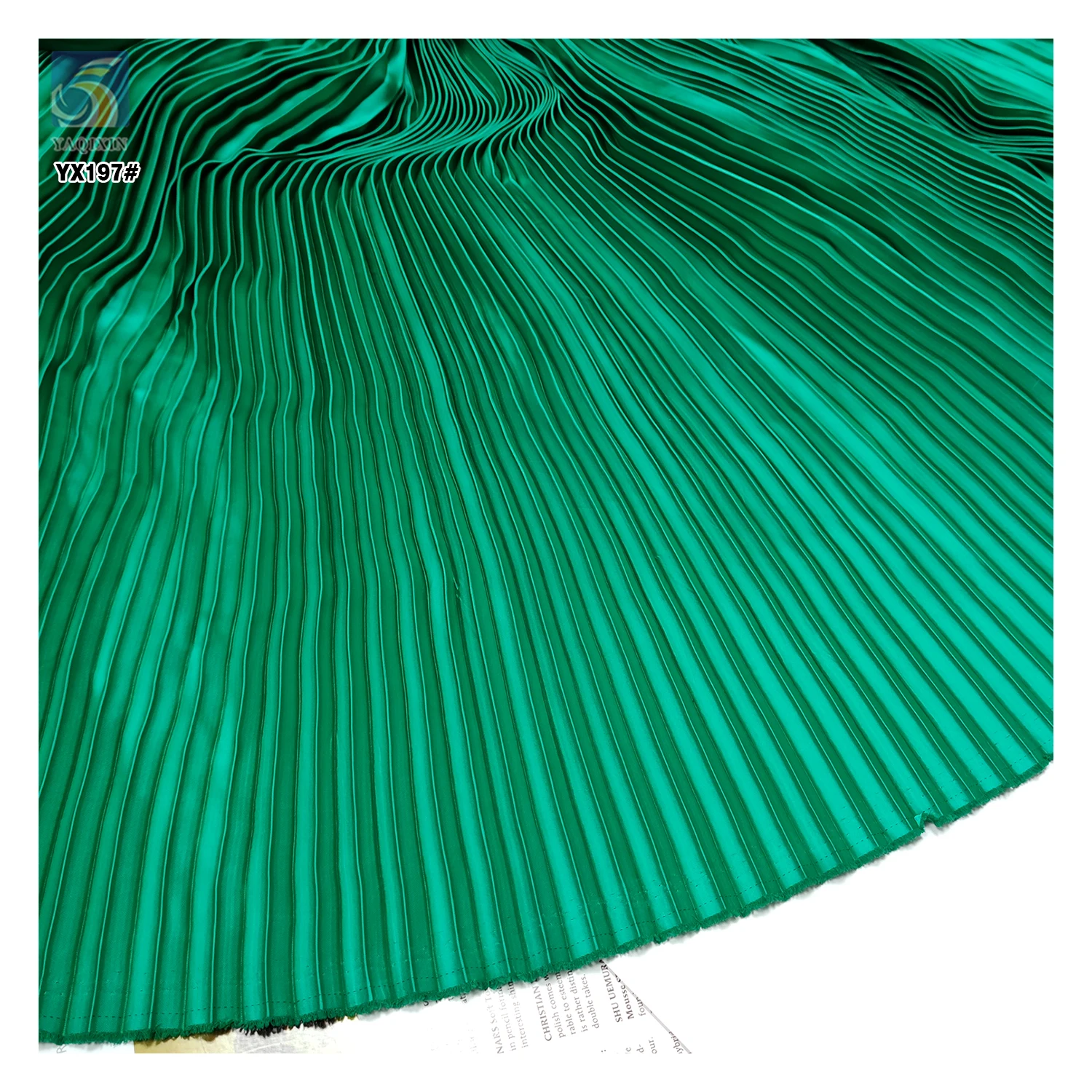 YX197 Good Quality Wedding 4810 Matte Satin Fabric 1cm Pleat Polyester Material Crinkle Pleated Satin Fabric - 图片 6