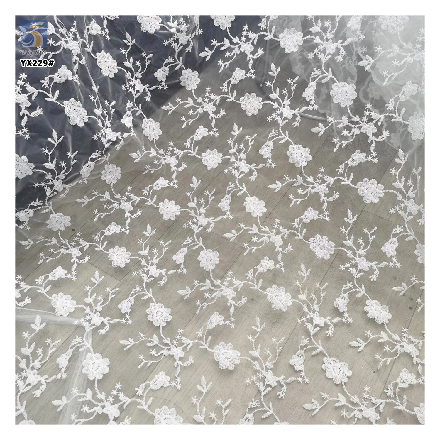 YX229 Factory Manufacturer 130cm Width Water Soluble Milk Silk Embroidery Flower Polyester Lace Fabric - 图片 3