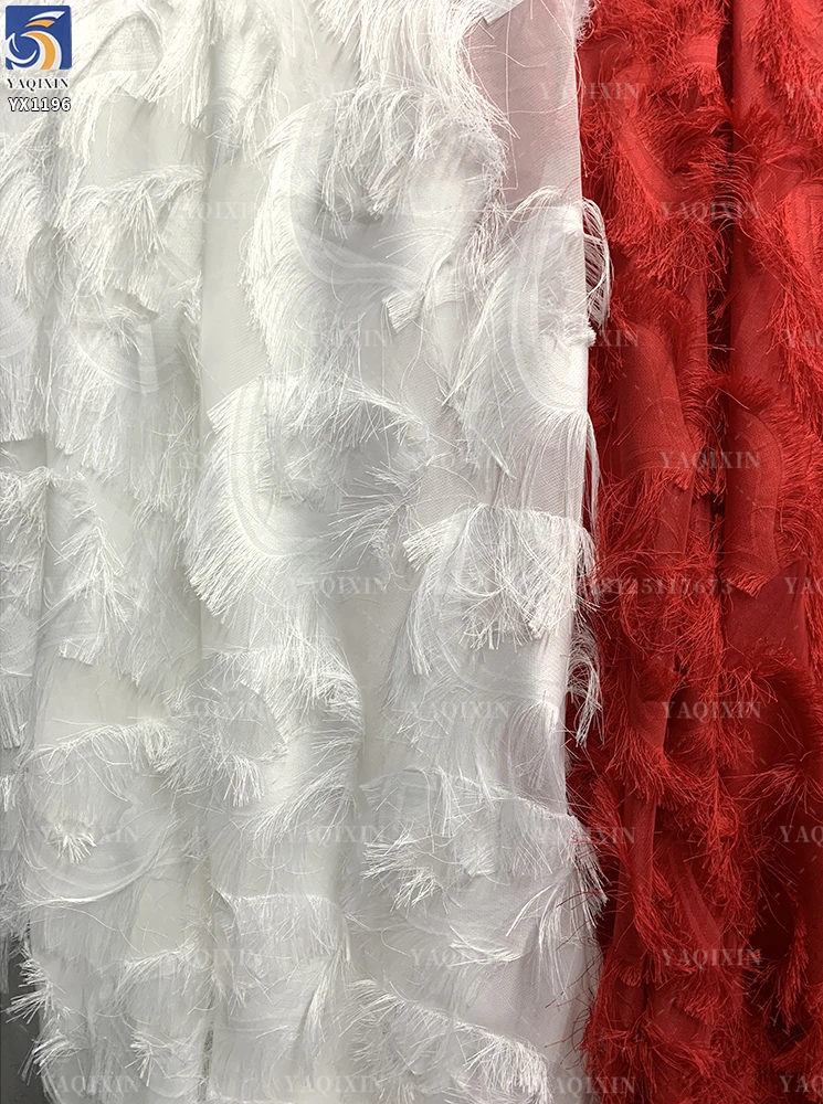 YX1196 High Quality White and Red Feather Designer Jacquard Fabric 130gsm Woven Jacquard Chiffon Fabric for Tassel Dresses - 图片 2