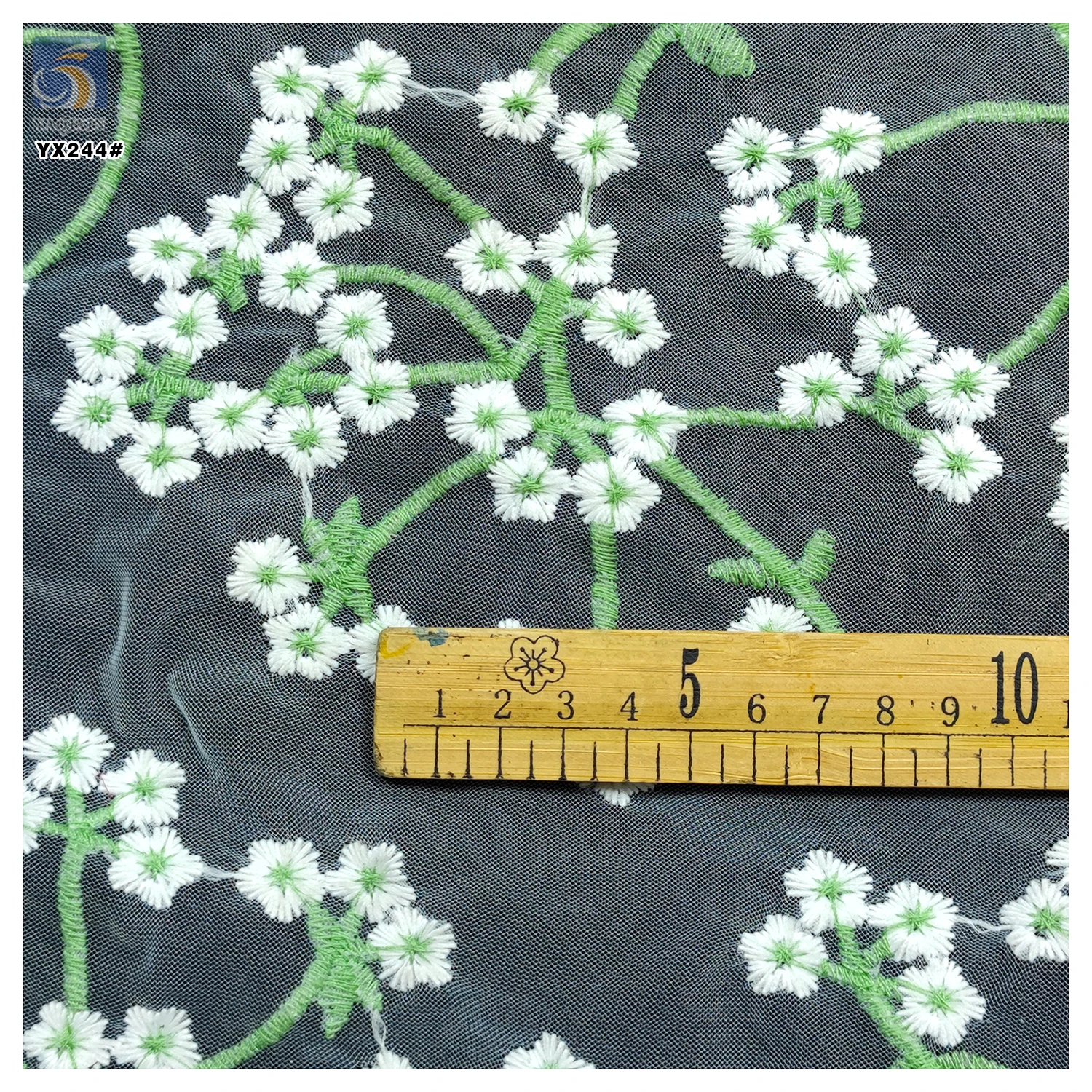 YX244 Golden Supplier French Green Floral Embroidery Lace Fabric Fresh Retro Style Tulle Lace Fabric for Girls' Dress - 图片 4