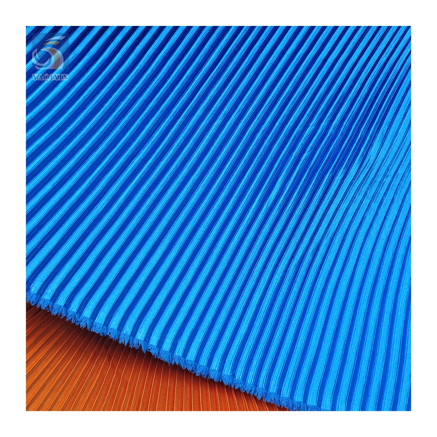 YX152 Wholesale Price By The Yards 120 gsm Glossy Shiny Pleated Accordion Satin Fabric - 图片 6