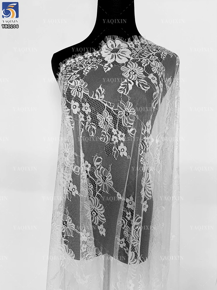 YX1206 Cheap and High Quality Latest Mesh Eyelash Lace Fabric Milky White Flower Embroidery German Wedding Dress Lace Fabric - 图片 2