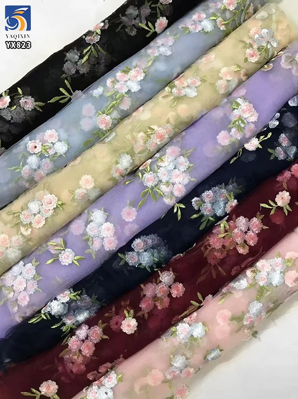 YX823 Ins Popular Spring and Summer Tulle Skirt Fabric Poly Florals Embroidered Mesh Fabric for Clothing Textile - 图片 3