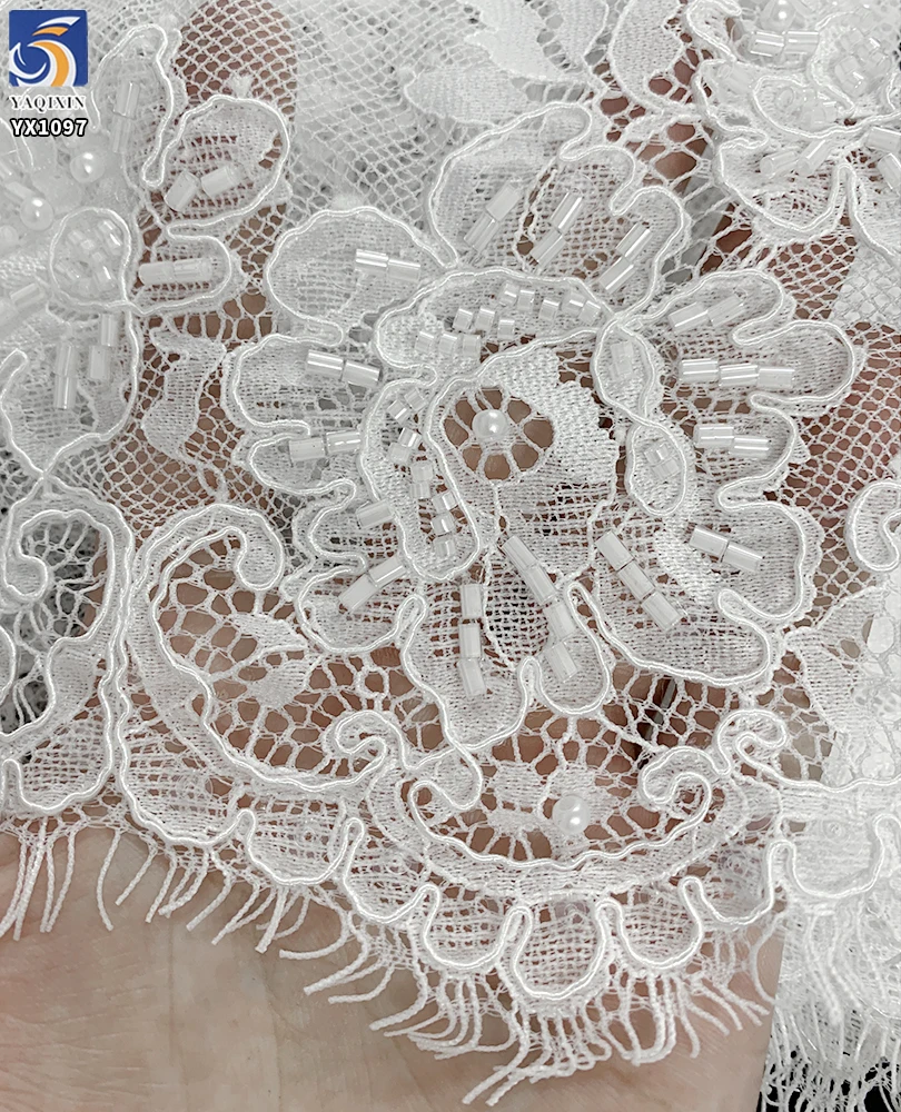 YX1097 300*150CM French Lace Fabric 15 Pieces Heavyweight Luxurious Wedding Dress Eyelash Lace Fabrics With 3D Pearl Beads - 图片 4