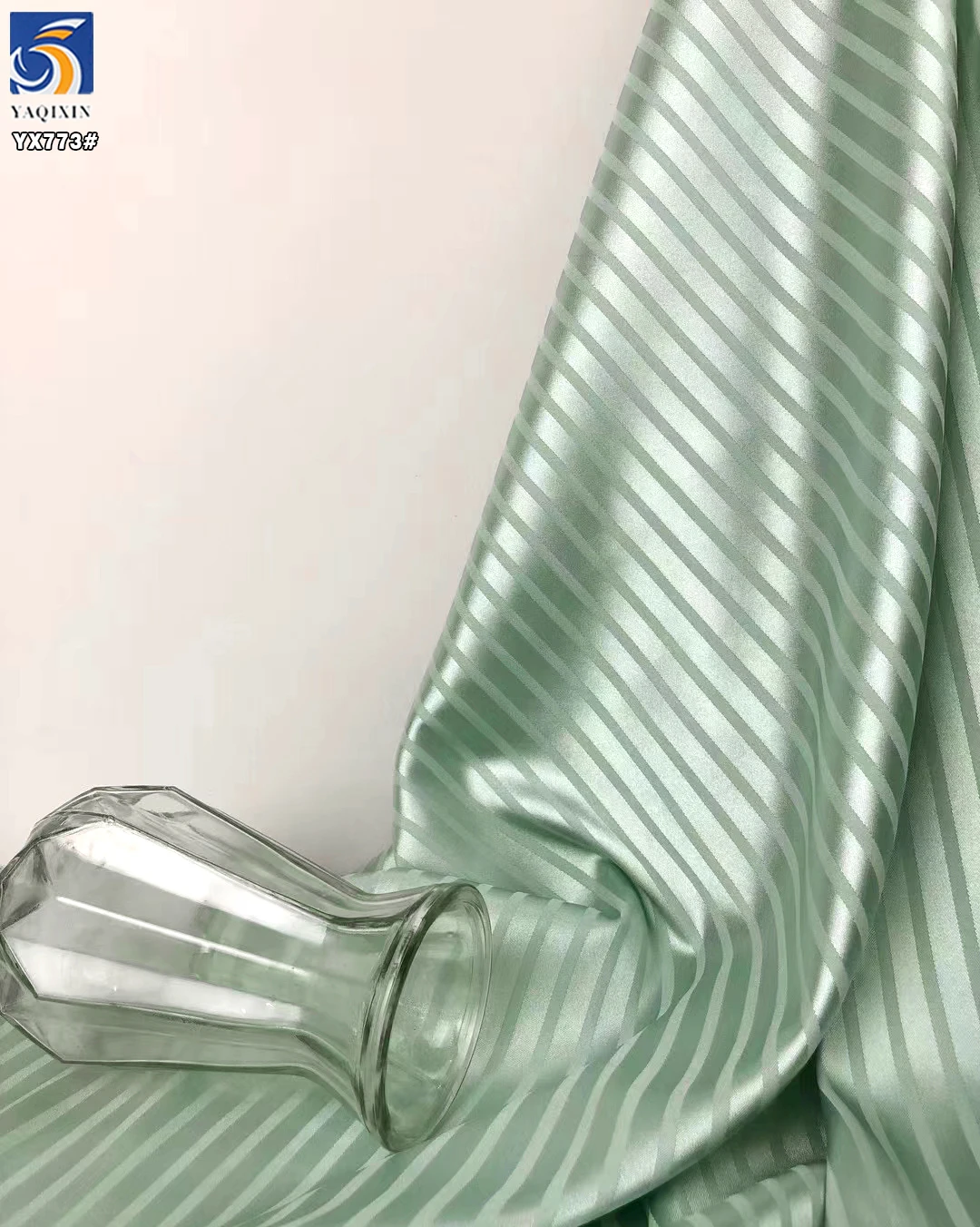 YX773 Cheap High Quality Striped Satin Fabric Soft Stretch Elastic Imitation Silk Satin 0.7 Vertical Stripe Jacquard Fabric - 图片 4