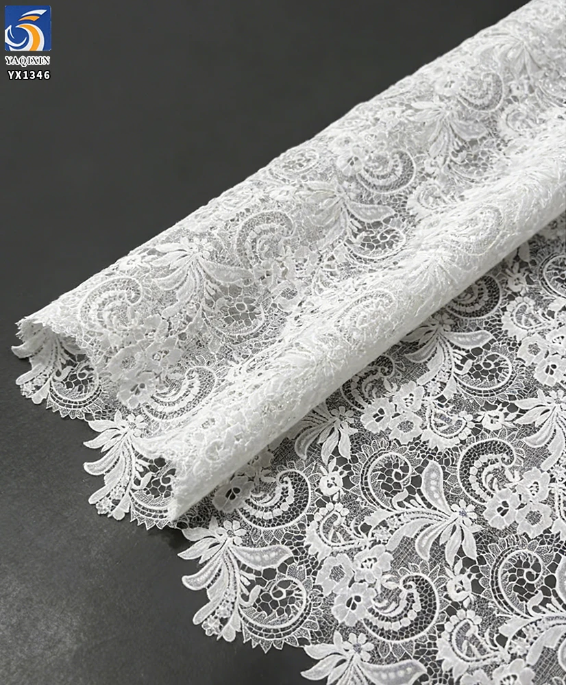 YX1346 130gsm French Fashion Embroidered Lace Fabric High Quality White Water Soluble Lace Embroidery Paisley Lace Fabric - 图片 3