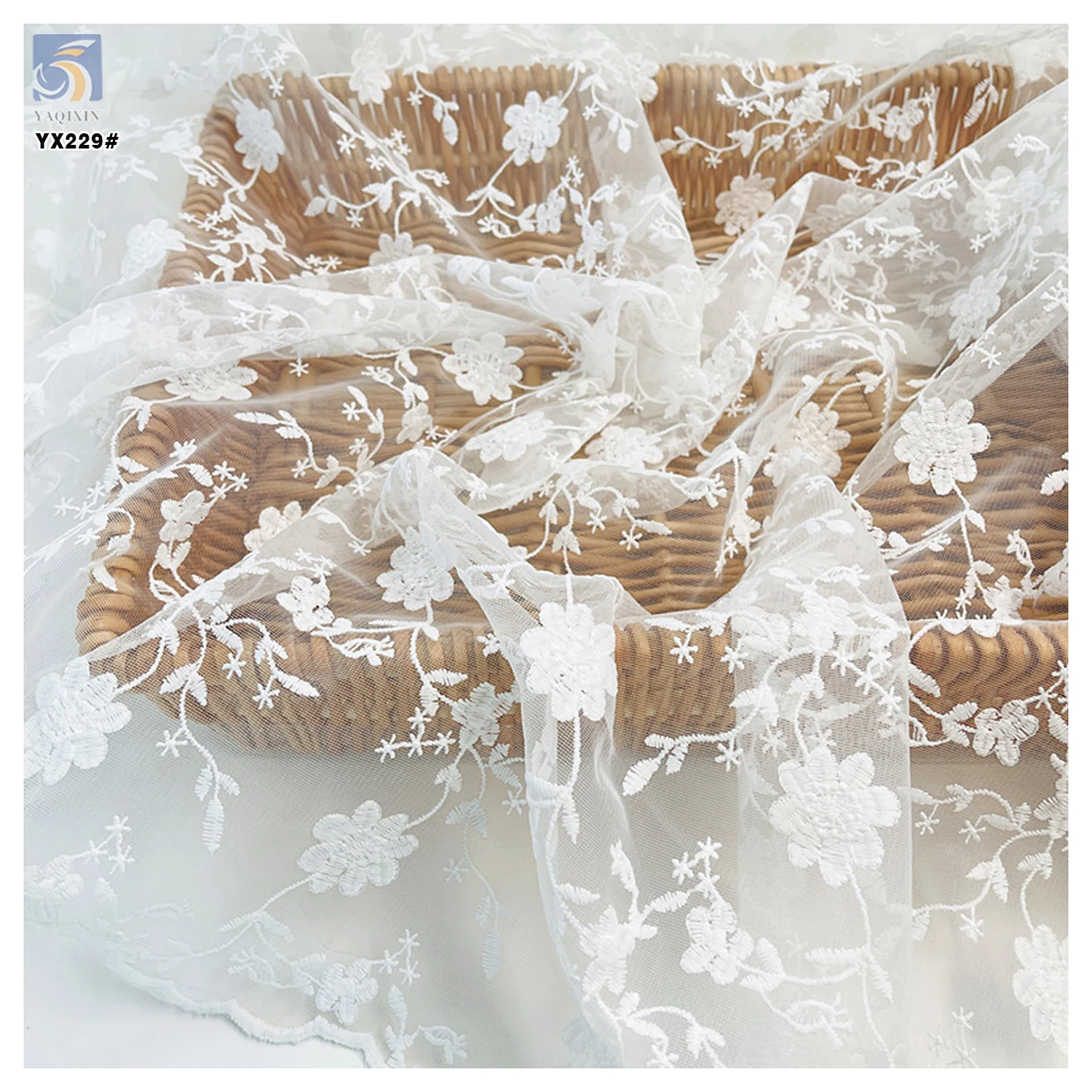 YX229 Factory Manufacturer 130cm Width Water Soluble Milk Silk Embroidery Flower Polyester Lace Fabric - 图片 5