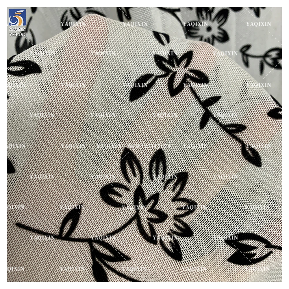 YX1152 New Fashion Style 2026 Floral Pattern Flocked Mesh Fabric Black Florals Four-Way Stretch Mesh Flocked Fabrics - 图片 6