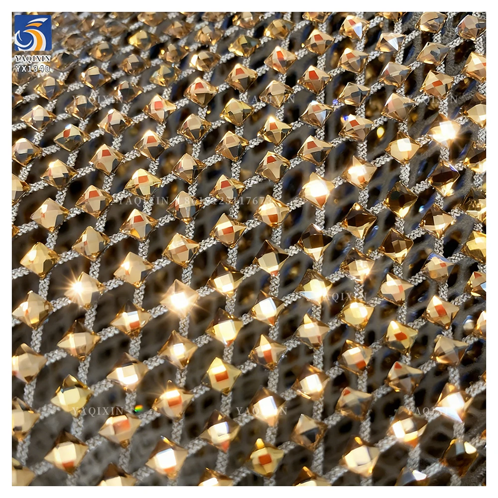 YX1340 Noble and Luxurious Golden Shiny 3D Stone Diamond Net Mesh Fabric Glitter Lace Fabric for Dresses - 图片 4