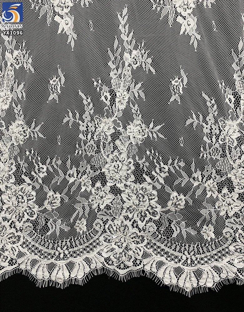 YX1096 Heavyweight White Mesh Bridal Wedding Dress Lace Fabric Pearls Woven Embroidery Italian Net Eyelash Lace Fabrics - 图片 4