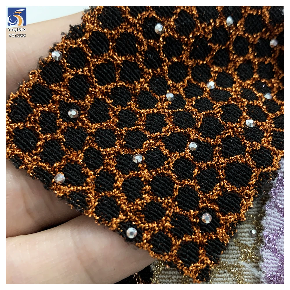 YX1288 180gsm Recently Popular Lurex Jacquard Snake Print Fabric With 3D Stone Customized Jacquard Fabric for Textiles Skirts - 图片 6