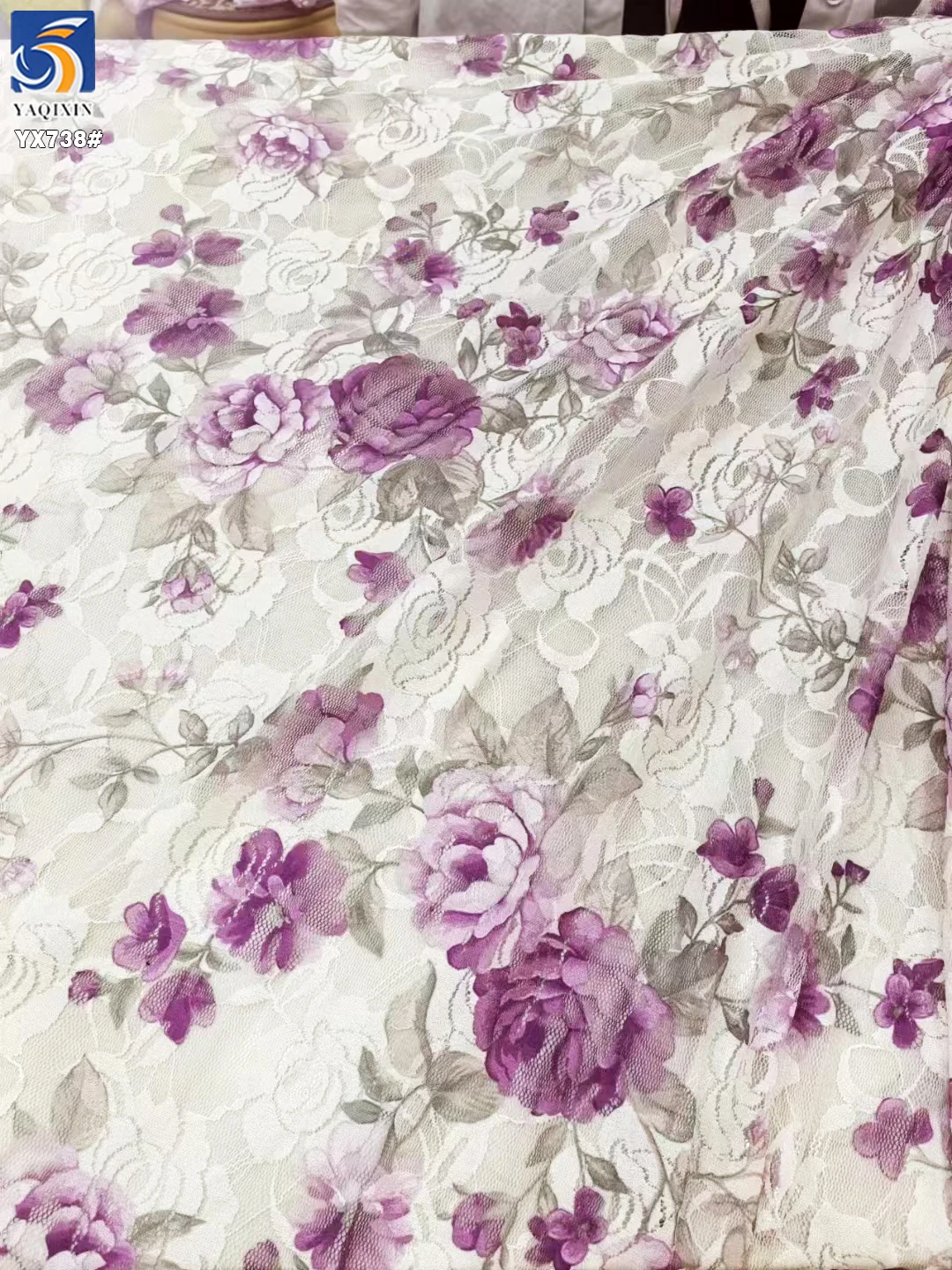 YX738 Elegant Printed Chantilly Lace Fabric 95 Polyester 5 Spandex Stretch Flowers Printed Chantilly Lace Fabric - 图片 5