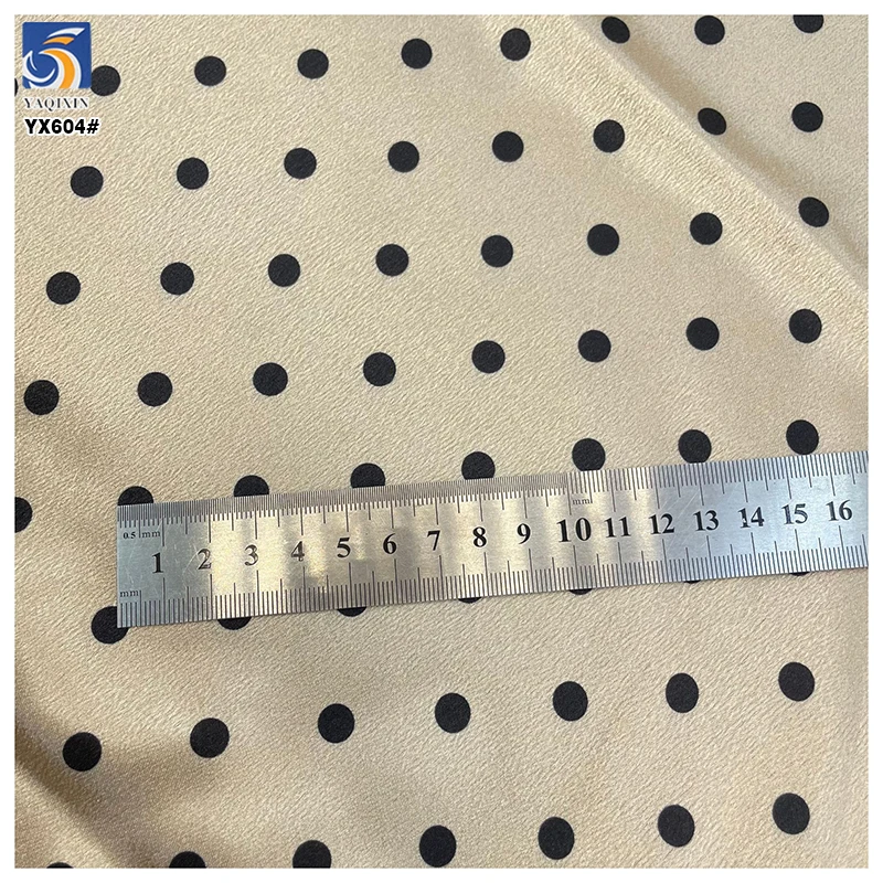 YX604 Factory 170gsm Thickened Polka Dot Digital Print Satin Fabric for Dress Dot 0.8CM Small Black Dot Satin Fabric - 图片 5