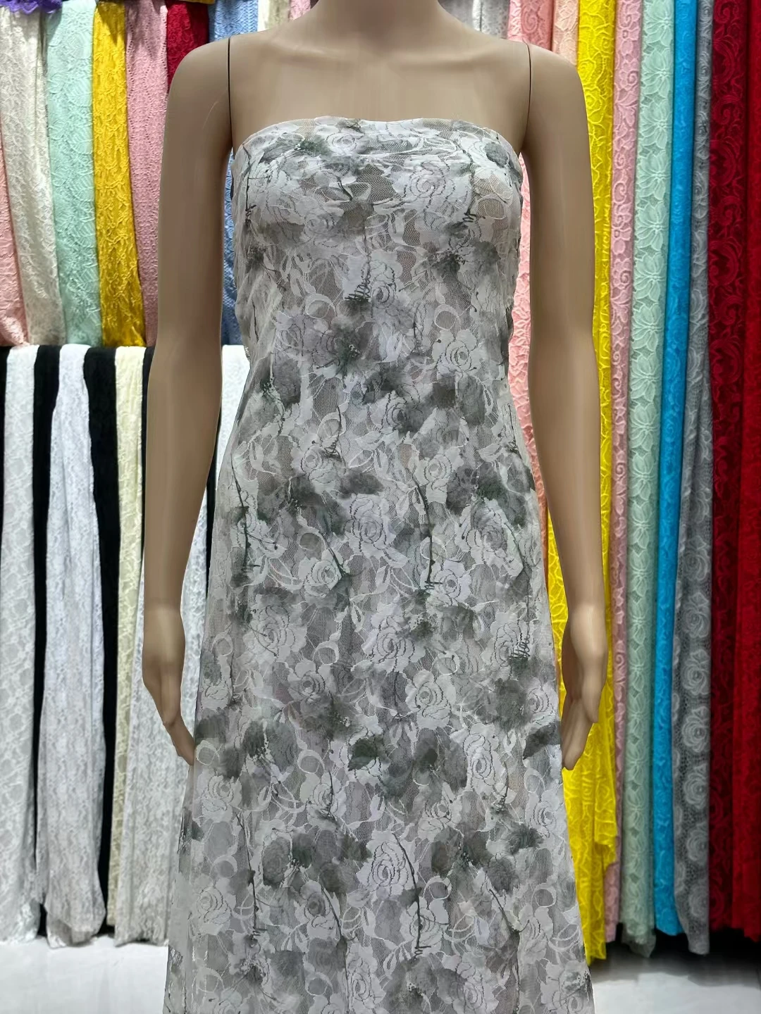 YX744 Purple Floral Stretch Mesh Net Chantilly Lace Fabric 95 Polyester 5 Spandex Printed Mesh Lace Fabric for Clothing - 图片 3