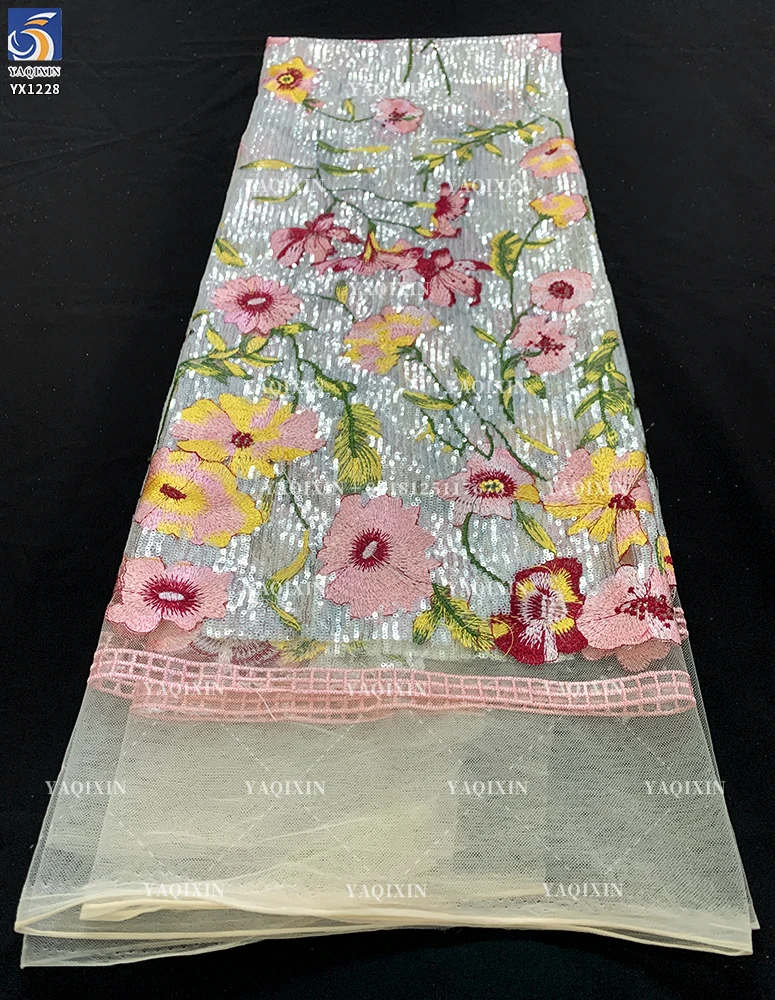 YX1228 Hot-Selling Popular Heavy-Duty Floral Embroidery Heavy Sequins Fabrics Sequin Dress Fabric for Fashion Clothing/Gown - 图片 2