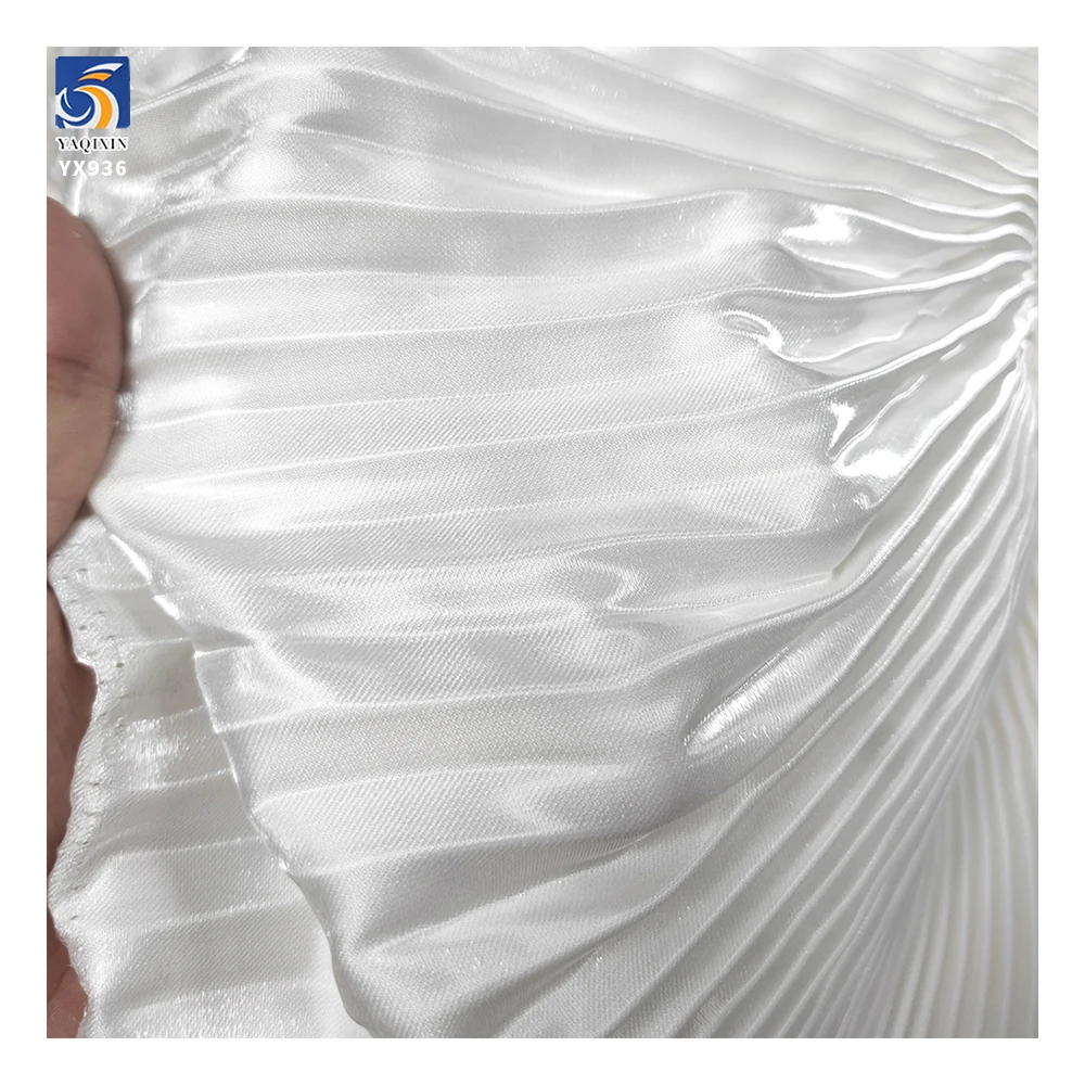 YX936 150cm Width 180gsm 1cm Satin Pleated Fabric Pure White 100% Polyester Liquid Satin Wedding Dress Fabric Textiles - 图片 6