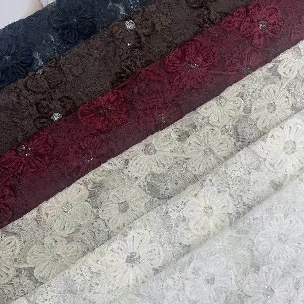 YX987 2026 New Material Customization 70% Polyester 30% Chenille Lace Fabric Flower Embroidery With Sequins for China Dresses - 图片 2