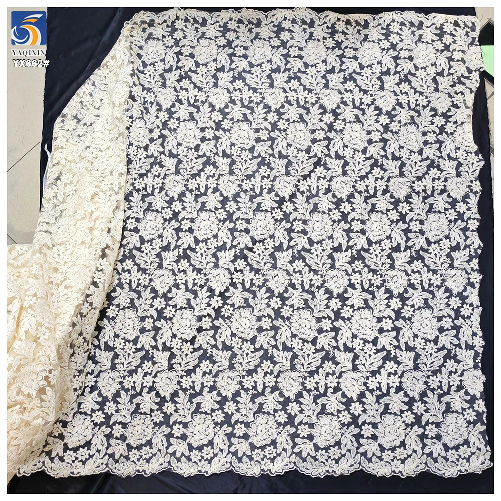 YX662 Premium Quality Embroidered Lace Fabric for Fashion Design High-End White Lace Fabric for Bridal and Evening Gowns - 图片 6