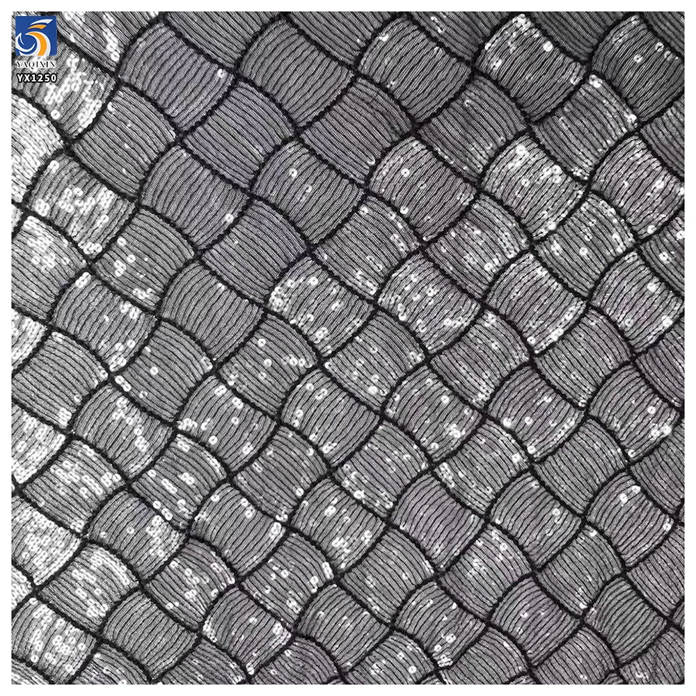 YX1250 Lavender Purple 5mm Sequin Mesh Fabric Crystal Sheet Clear Checkered Embroidered Knit Sequin Trendy Clothing Fabrics - 图片 4