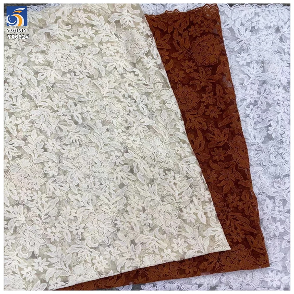 YX662 Premium Quality Embroidered Lace Fabric for Fashion Design High-End White Lace Fabric for Bridal and Evening Gowns - 图片 3