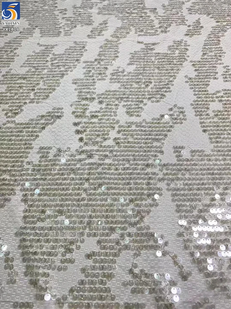 YX1418 250gsm 5mm Transparent Silver Dots Sequins 100% Polyester Tulle Fabric Fashionable Evening Dress Sequin Fabric - 图片 3