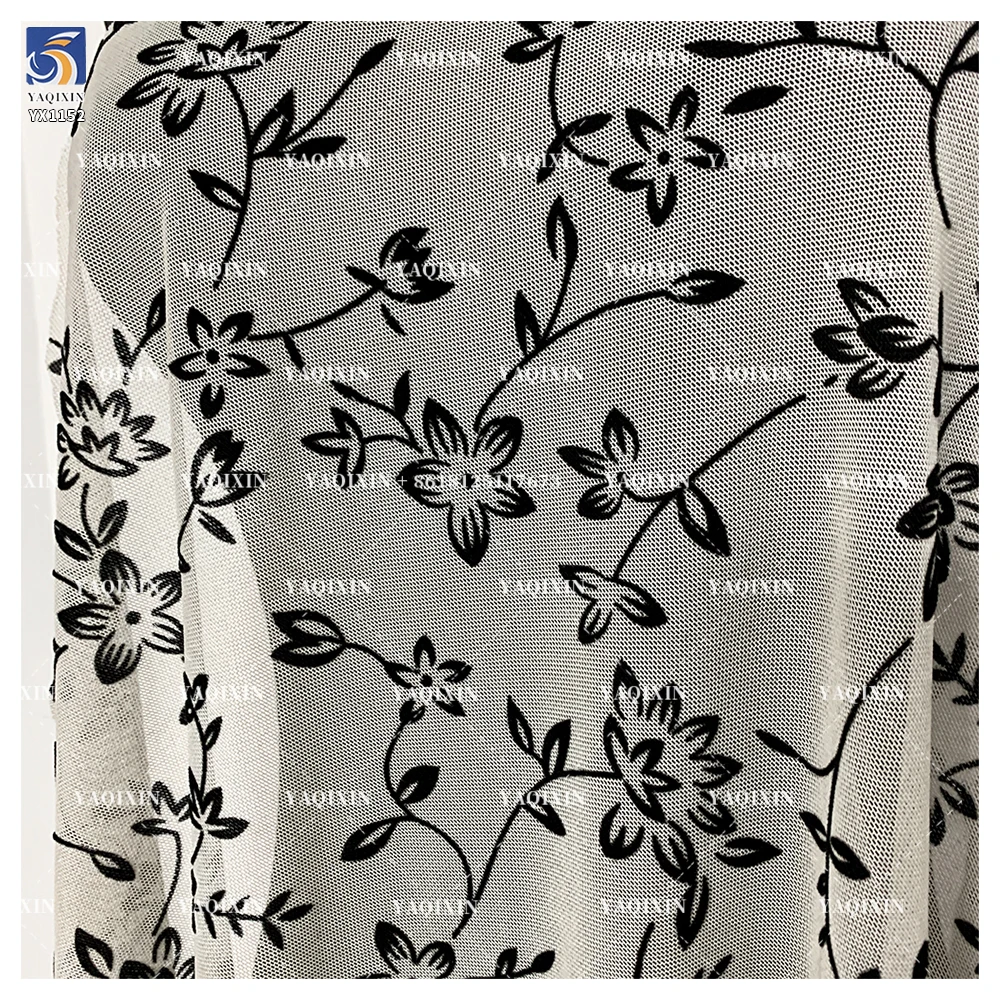 YX1152 New Fashion Style 2026 Floral Pattern Flocked Mesh Fabric Black Florals Four-Way Stretch Mesh Flocked Fabrics - 图片 5