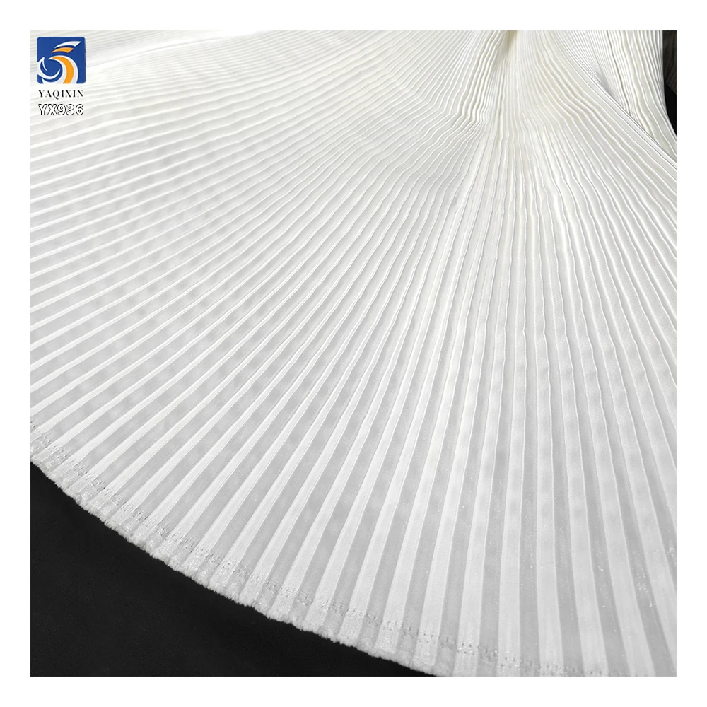 YX936 150cm Width 180gsm 1cm Satin Pleated Fabric Pure White 100% Polyester Liquid Satin Wedding Dress Fabric Textiles - 图片 5