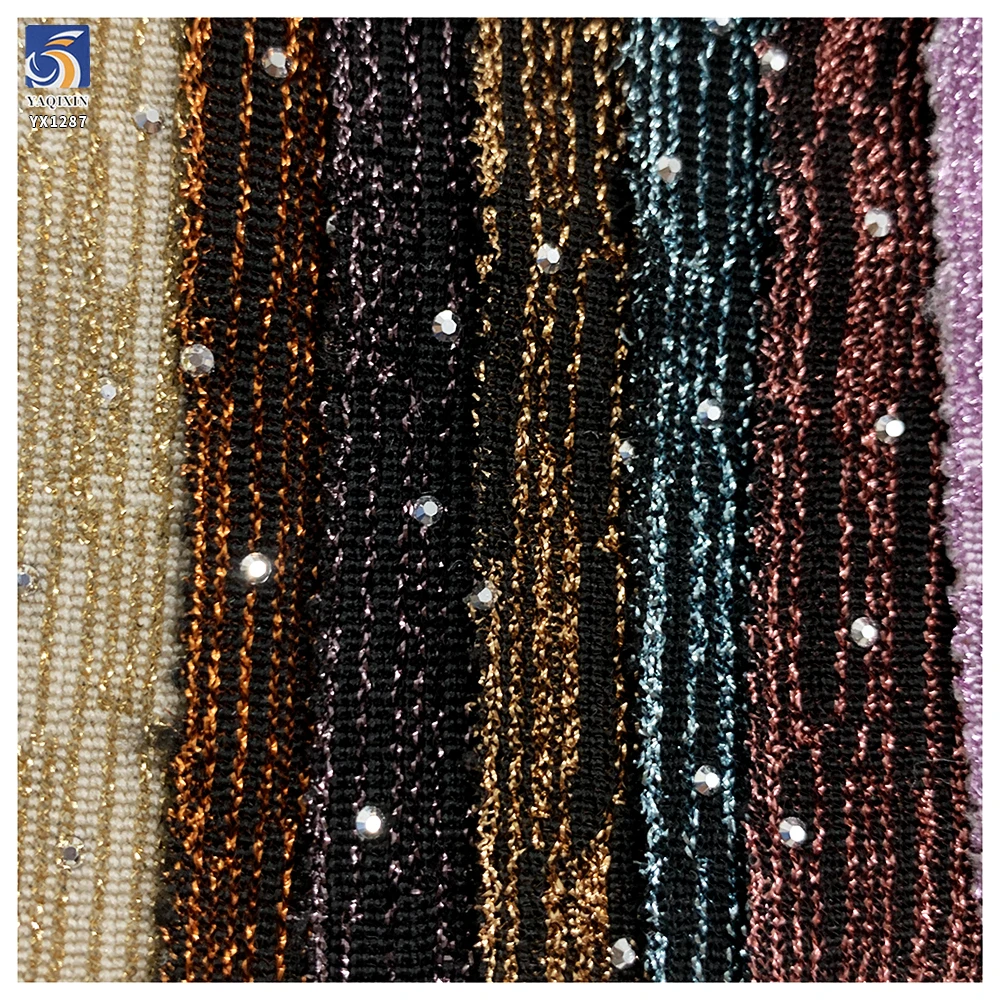 YX1287 180gsm 2 Yards 100 Polyester Gold Thread Lurex Jacquard Fabric With Silver 3D Diamonds Clothing Woman Fabric - 图片 2