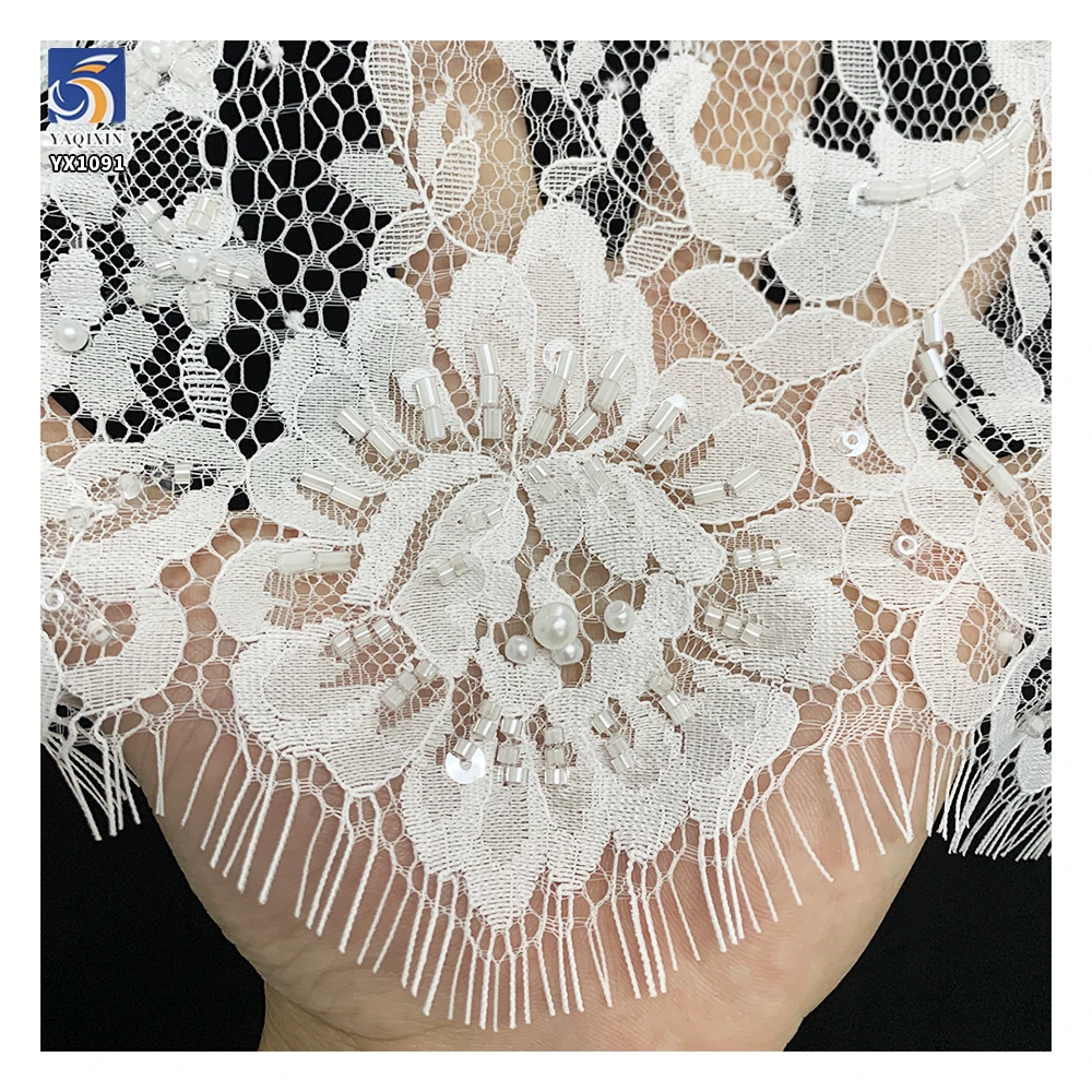 YX1091 High Quality White Lace Fabric 15 Yards Technology Heavyweight White Pearls Embroidered Flowers Eyelash Lace Fabrics - 图片 4