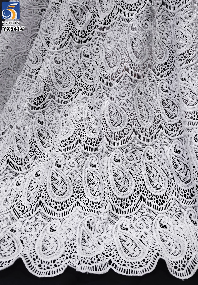 YX541 White Lace Polyester Embroidery Fabric Milk Silk Laser Embroidery White Fabric for Fashion Dresses - 图片 6