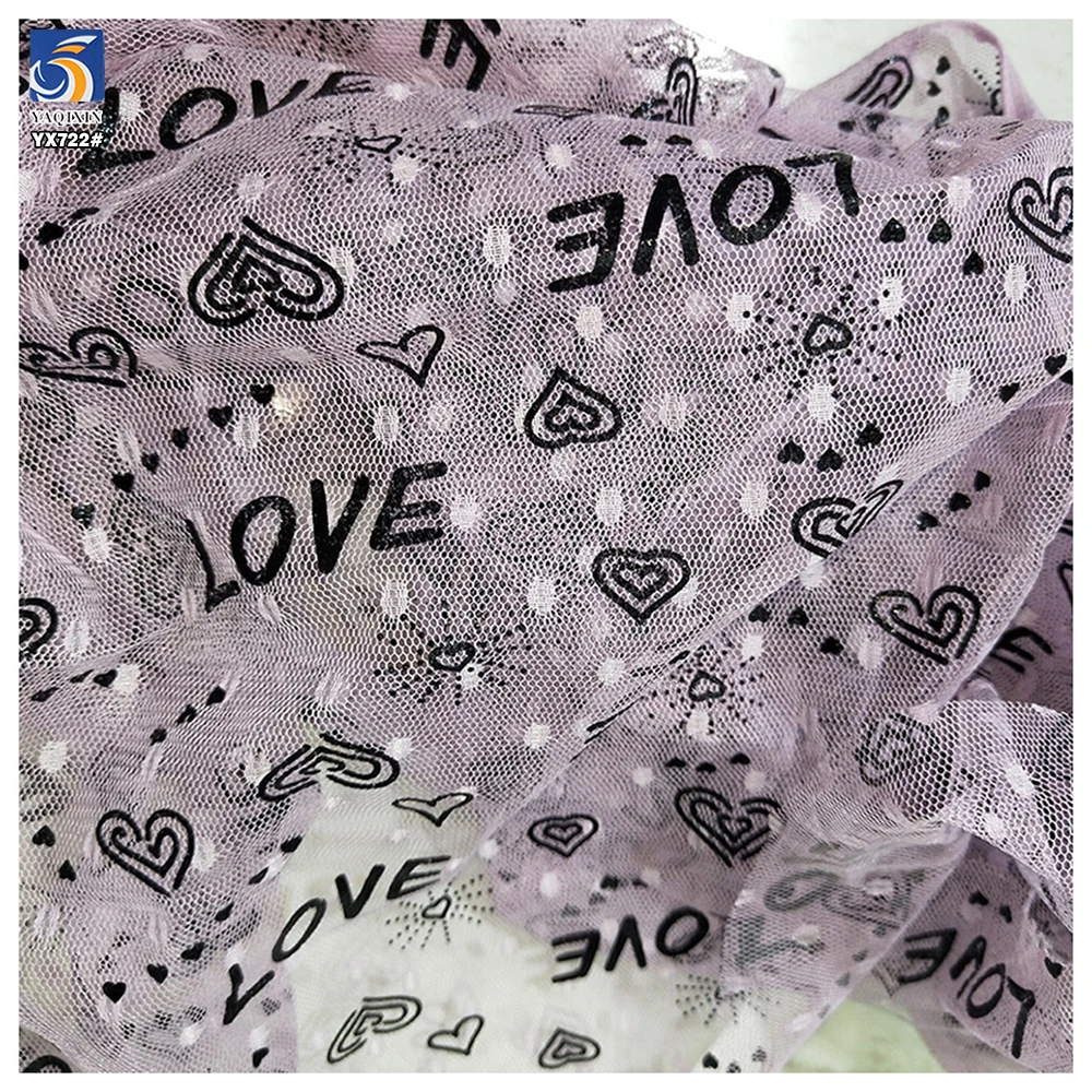 YX722 Valentine's Day Jacquard Tulle Fabric With Black Heart Pattern Lightweight Mesh Fabric for Dresses Crafts - 图片 4