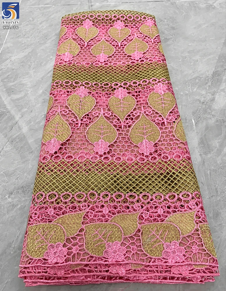 YX1076 High Quality Heavyweight 300gsm Pink Leaves Pattern Embroidered Water-Soluble Lace Fabric Ethnic Lace Fabric Textile - 图片 3