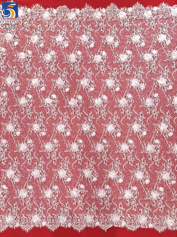YX917 Heavy Embroidery 3D Rose Flowers Water-Soluble Lace Fabric Wedding White Eyelash Lace Fabric With 3D Pearl Sequins - 图片 3