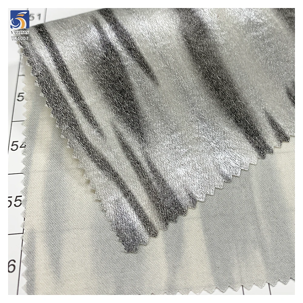 YX1007 105gsm Chiffon Python Pattern Fabric Silver Polyester Hot Stamping Snake Print Fabrics for Bags and Women's Dresses - 图片 4