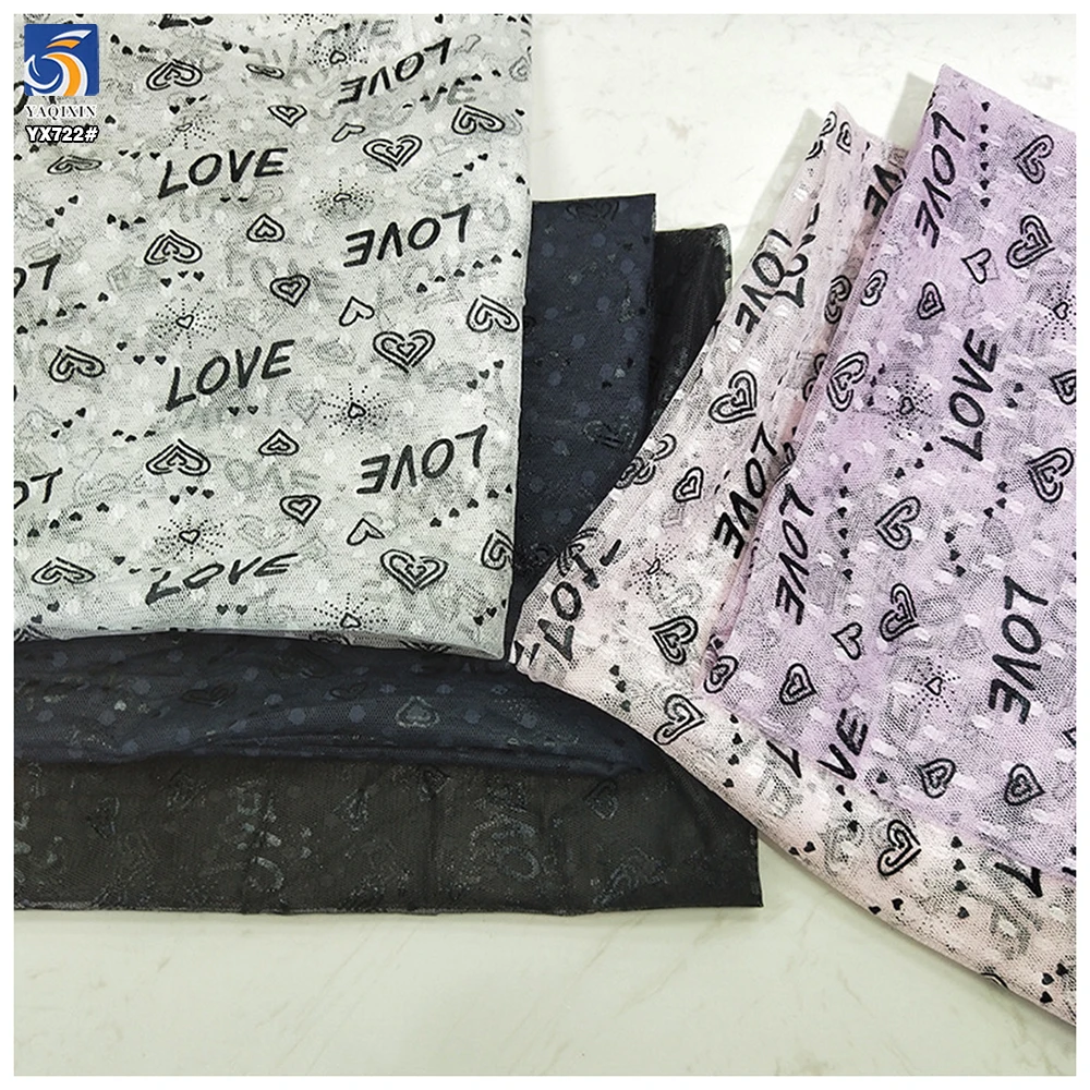 YX722 Valentine's Day Jacquard Tulle Fabric With Black Heart Pattern Lightweight Mesh Fabric for Dresses Crafts - 图片 3