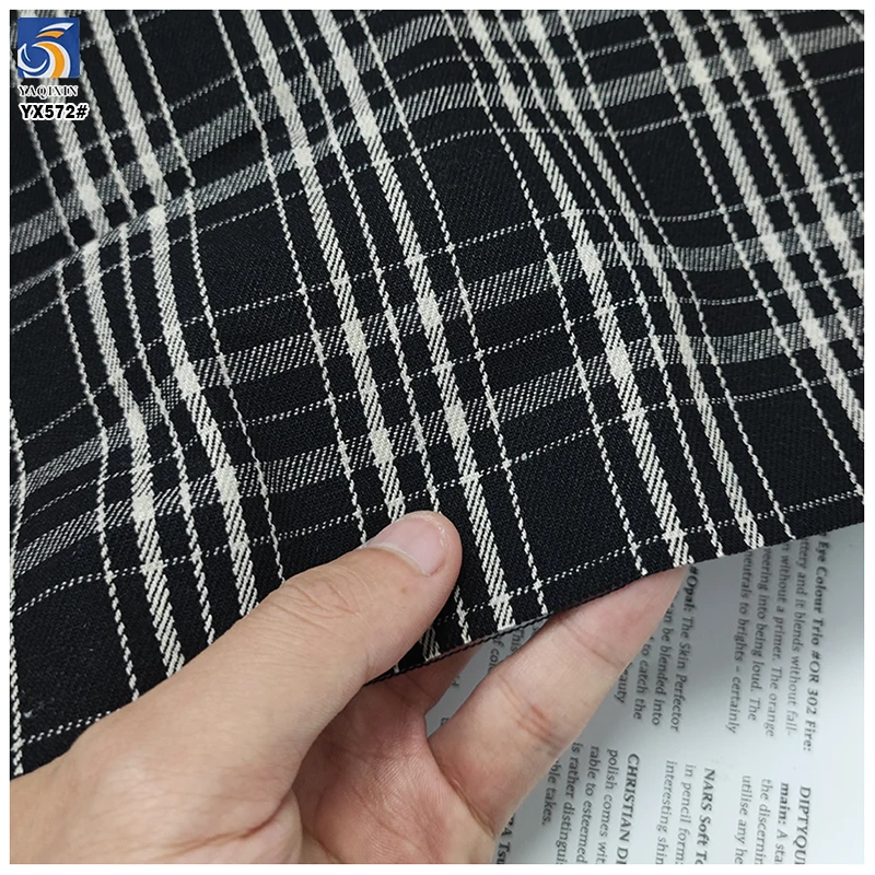 YX572 Blue Black Polyester Cotton Blend Yarn-Dyed Denim Fabric 230gsm Thick Denim Plaid Checked Fabric for Jackets - 图片 4