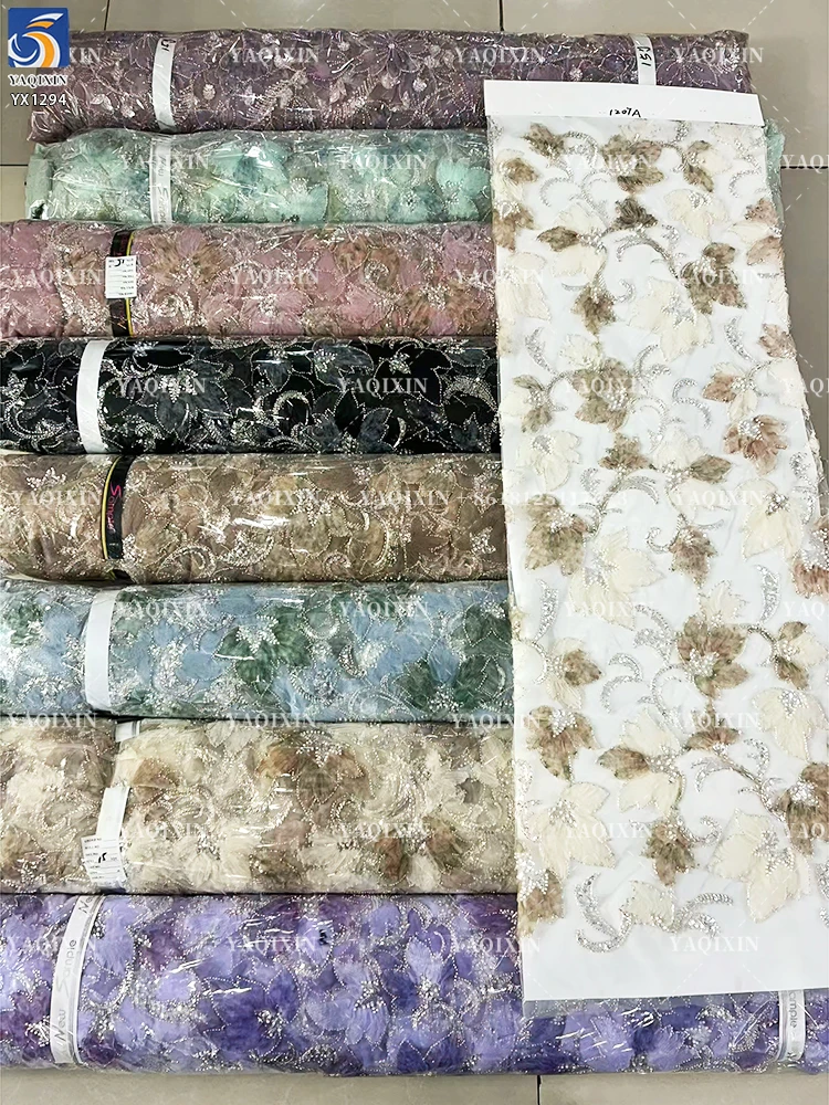YX1294-1 OEM ODM Customized Glitter Sequin Lace Fabric Purple Romantic Style French Tulle Dress Lace Fabric With Sequins - 图片 6