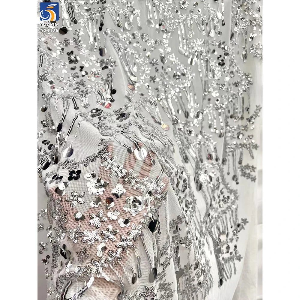 YX1126 Manufacturer Fringed 400gsm Heavy Sequin Fabric Five-Pointed Star Florals Shaped 3D Sequin Mesh Dress Fabric - 图片 5