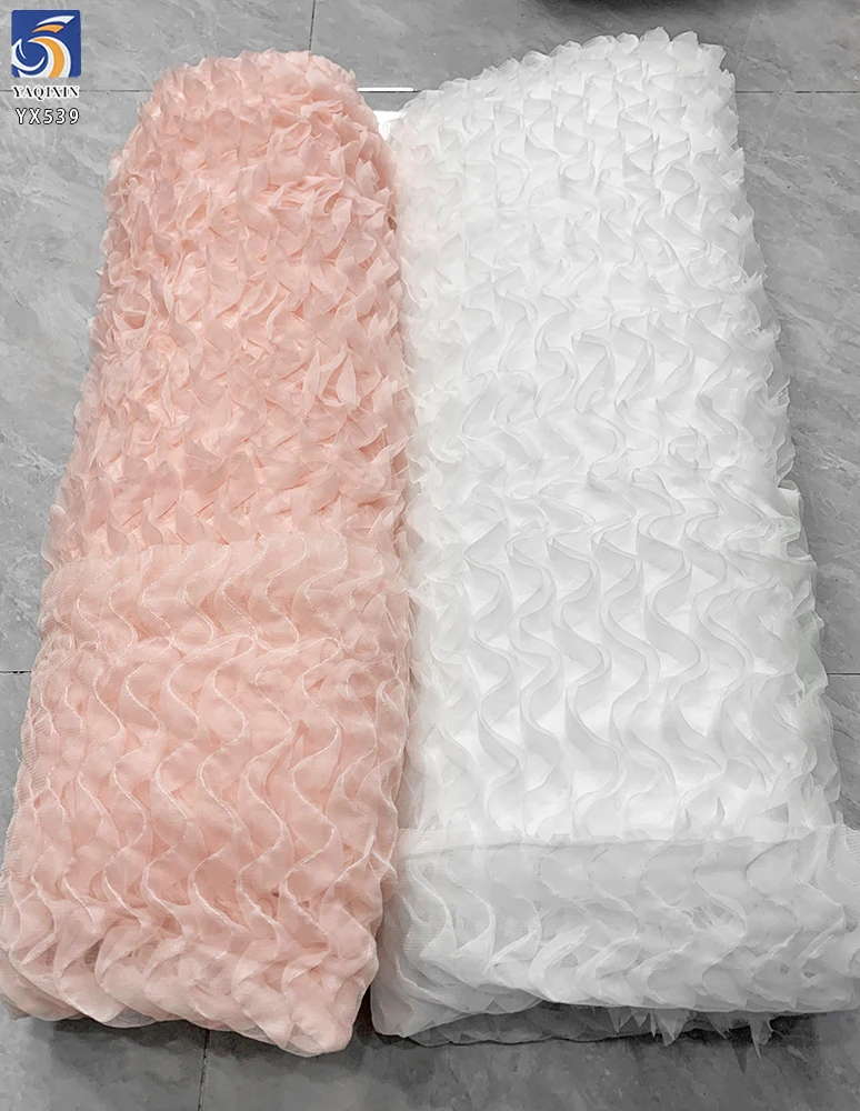 YX539 2025 New Design White 100 Polyester 3D Wave Embroidery Tulle Net Mesh Fabric for Children's Wear - 图片 2