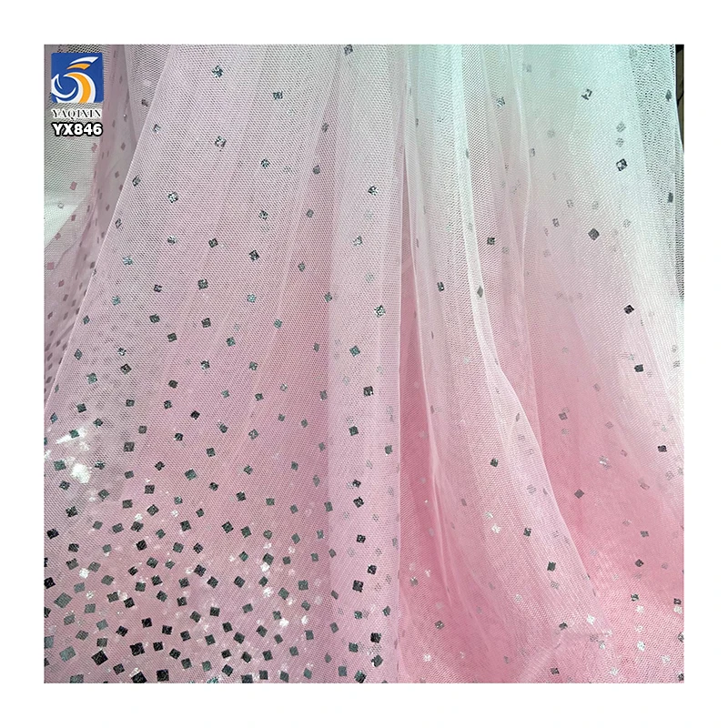 YX846 Support Custom Gradient Colors Girls Skirts 100% Polyester Rainbow Tulle Mesh Fabric With Silver Square Sequins - 图片 3