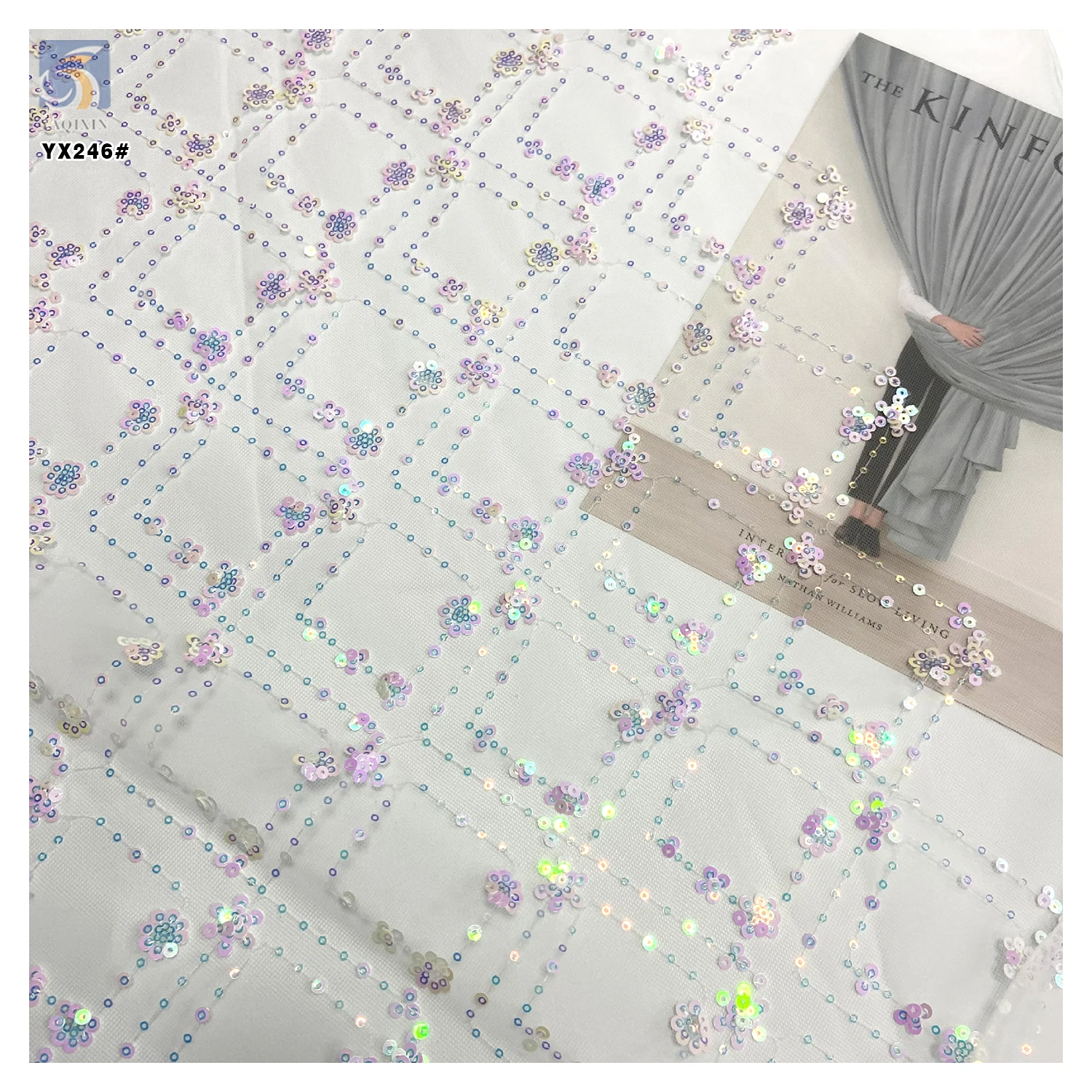 YX246 Fantasy Glitter 3mm 5mm Sequin Plaid Polyester Tulle Fabric Two Tone Color Changing Sequin Embroidered Fabric - 图片 4
