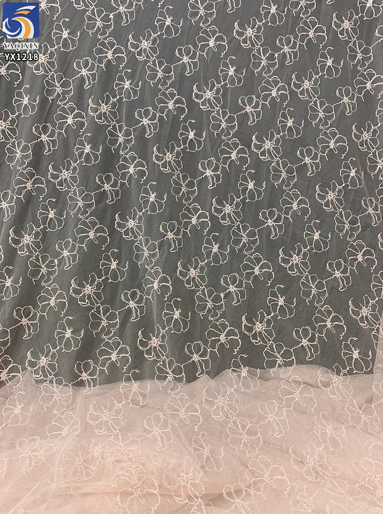 YX1218 Newly Launched Full-Width Gold Thread Polyester Flowers Embroidery Women's Dress Soft Mesh Fabric Embroidered - 图片 3