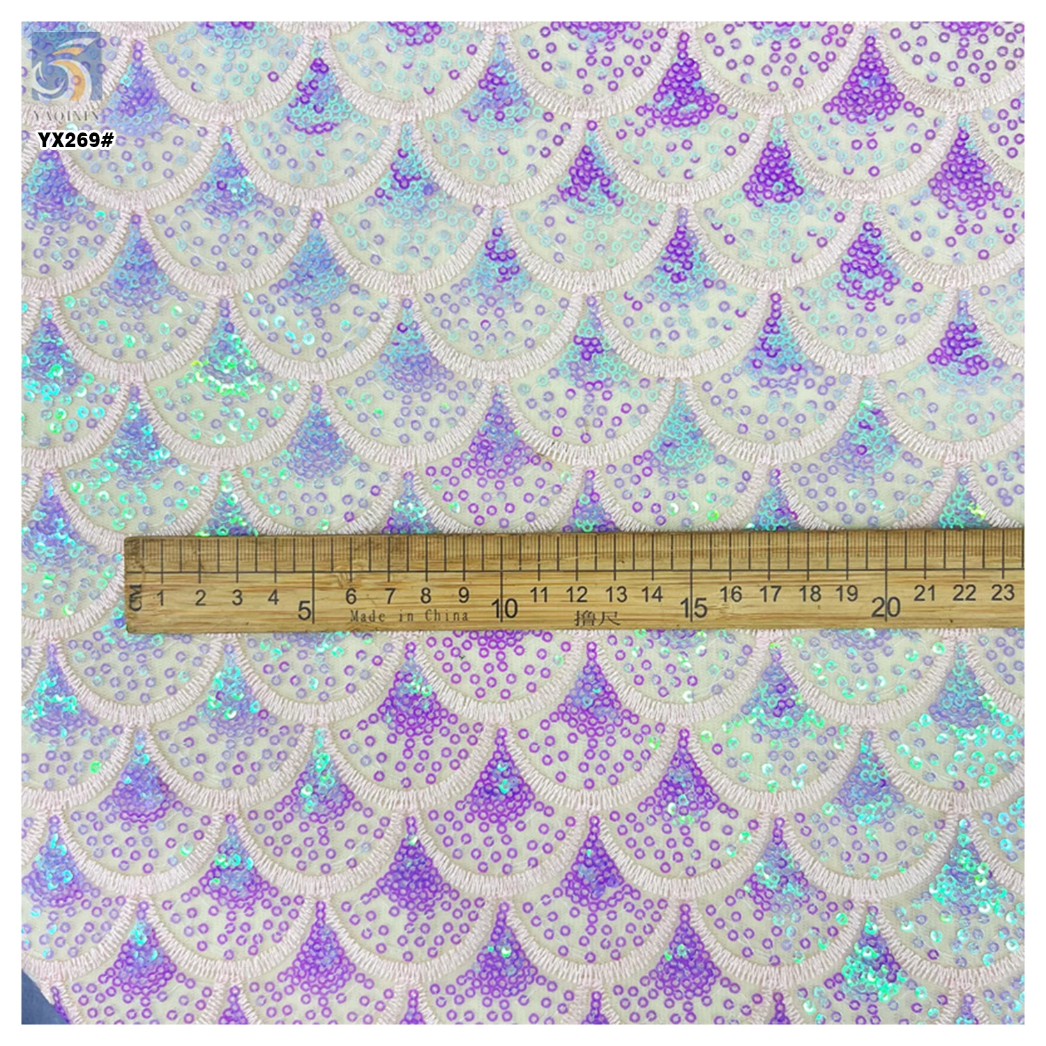 YX269 Beautifully Customized Polyester Lace Tulle Fish Scale Design Colorful Gradient Sequins Embroidered Lace Fabric for Girl - 图片 6