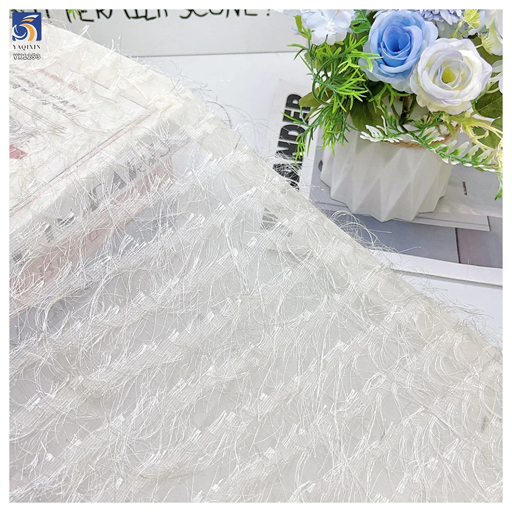 YX1253 Korean Style Design Feather Tassel Lurex Chiffon Fabric Fashionable New Garment Jacquard Fabric for Girls Costumes - 图片 5