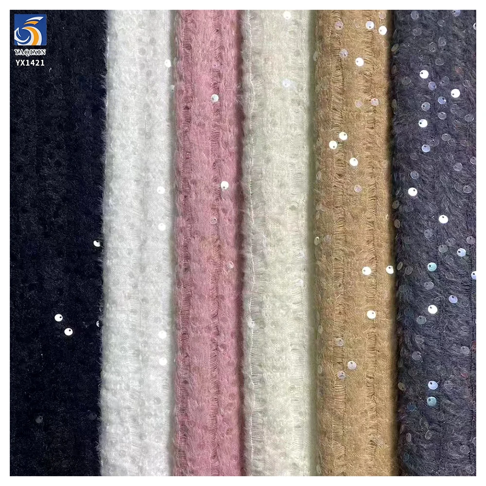 YX1421 High Quality Knit Blend Yarn Polyester Feather Jacquard Fabric With Sequins Winter Thick Fashion Fabric for Woman - 图片 5